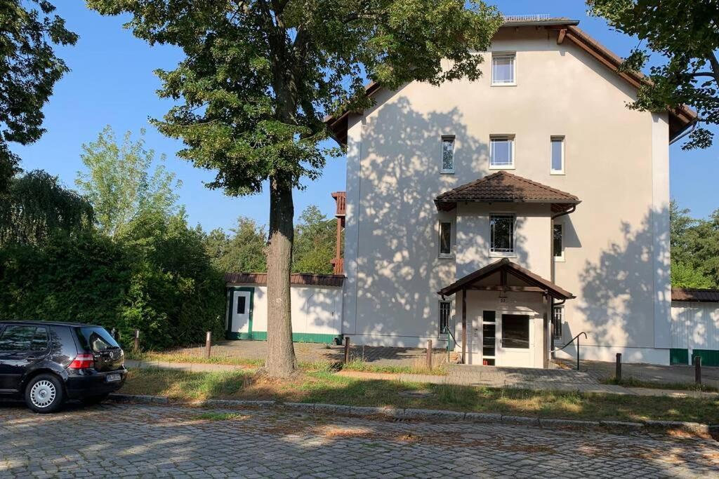 Apartment Belvedere In Dallgow-döberitz Vor Den Toren Berlins